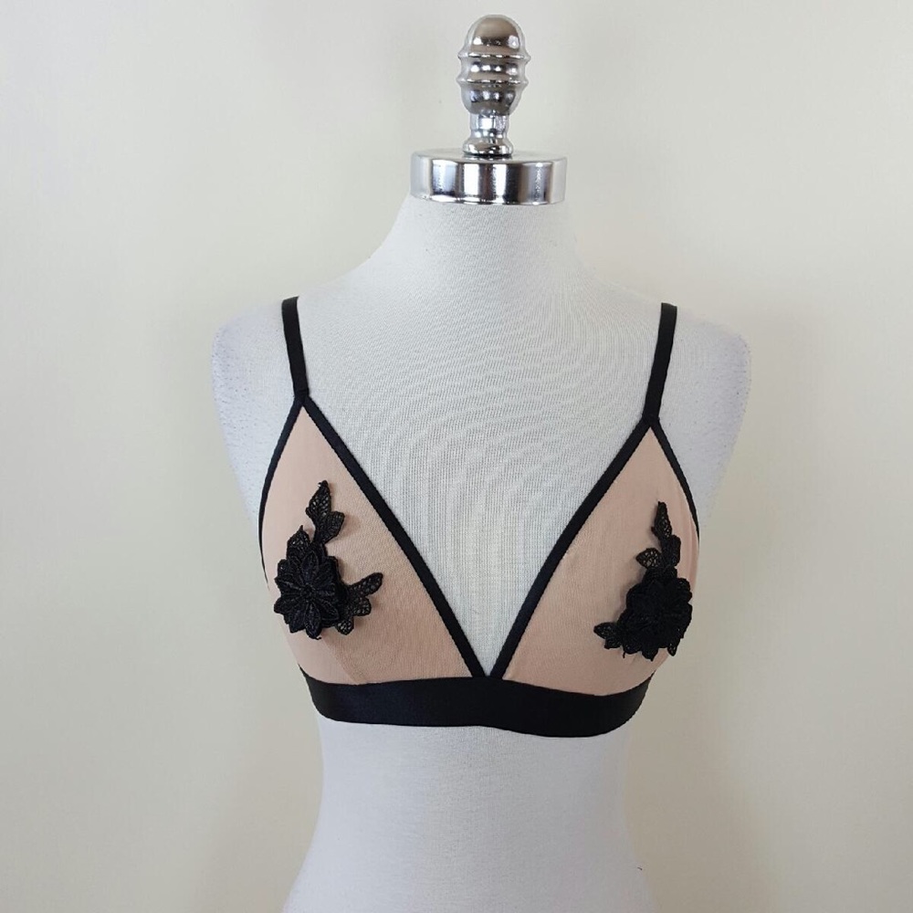 Appliqué mesh nude bralette